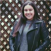 Chica graciosa, paciente y muy agradable ofrece ayuda para aprender mejor gallego